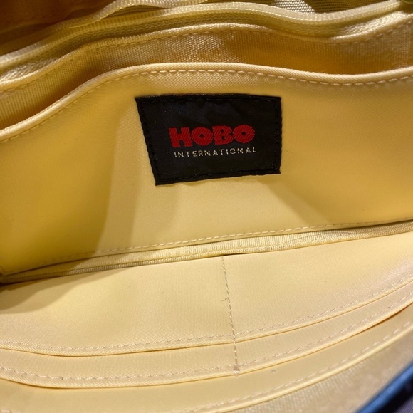 HOBO International Buckle Envelope Clutch in Sky Blue - Like New - Picture 5 of 9